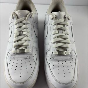 Nike Air Force 1 Men’s White Leather Sneaker Cushioned  CW2288-111 US 9 (A2)
